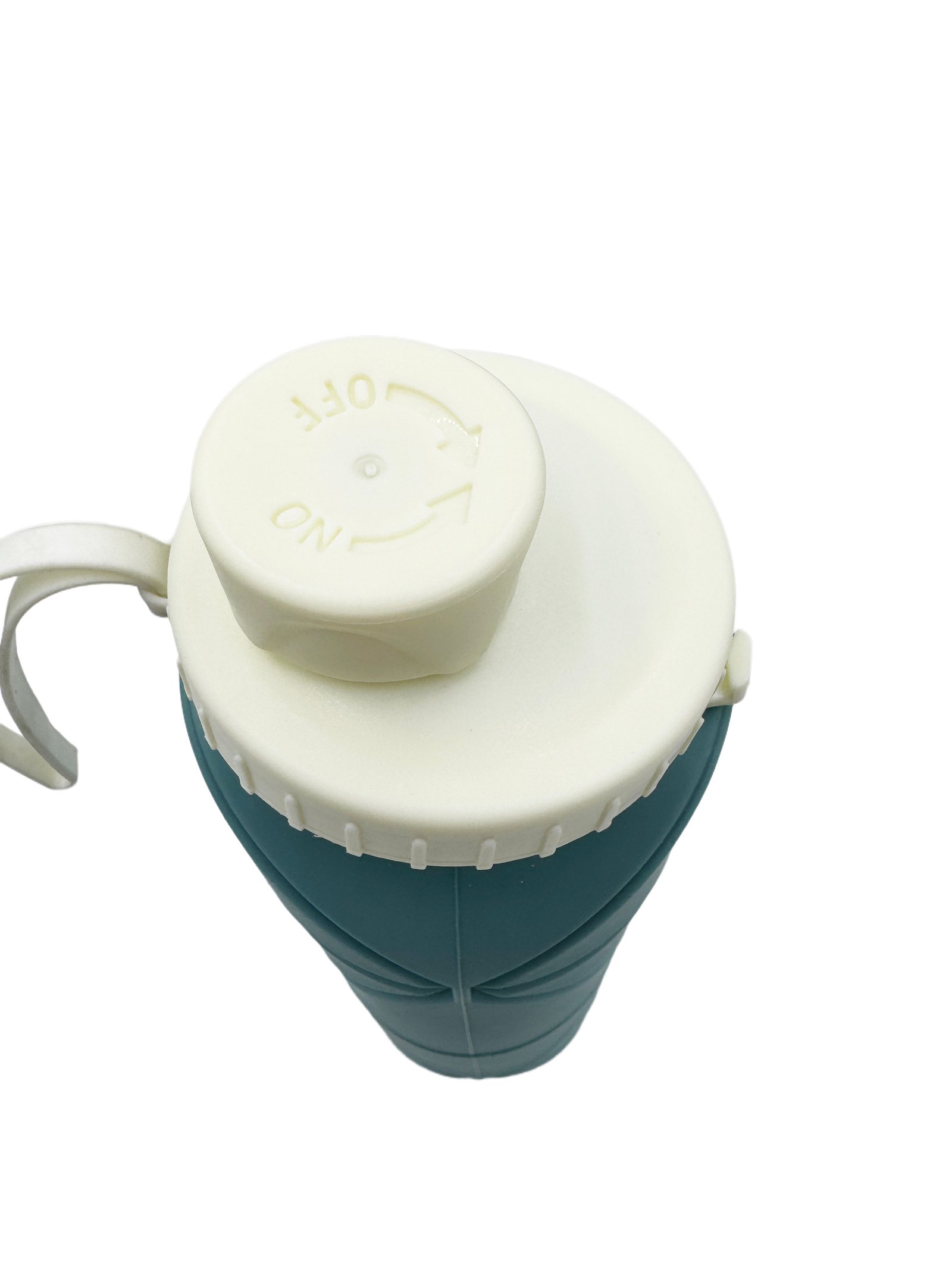 Collapsible silicone bottle