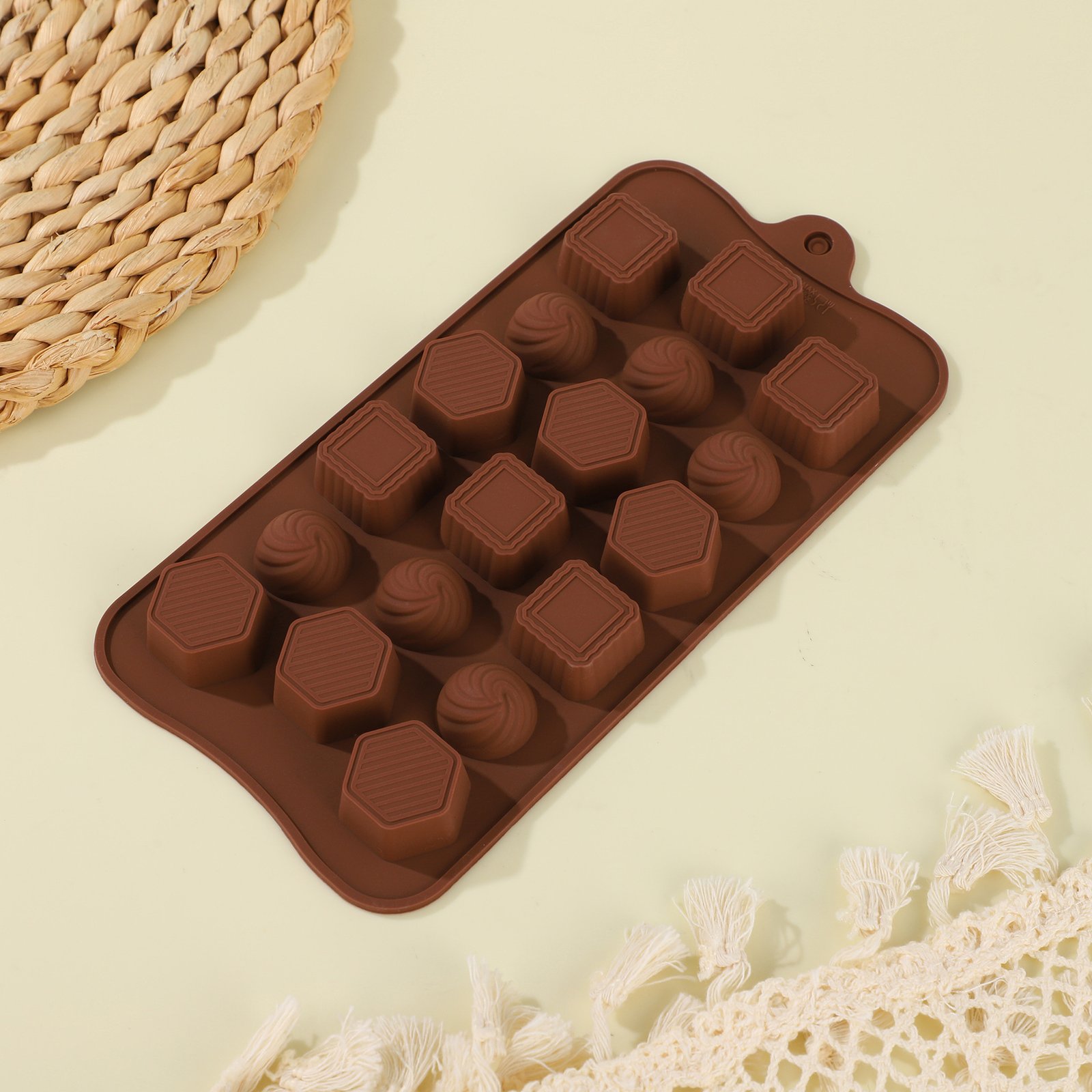 Quality review of silicone chocolate mold cavities